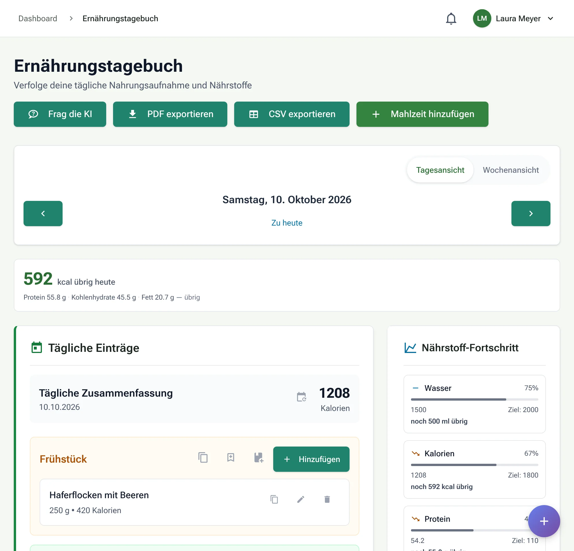 Ernährungstagebuch in der App mit Frühstück, Mittagessen, Tageskalorien und Wasser